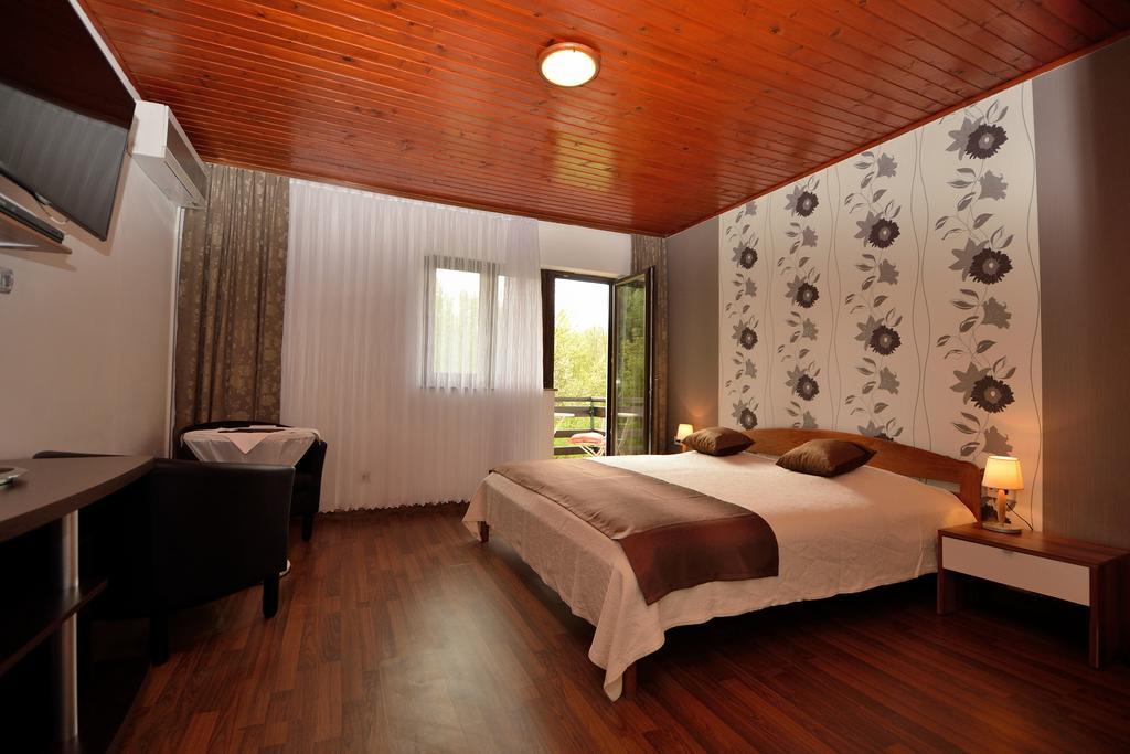 Plitvice Pansion Lovric Hotel Plitvička Jezera Habitación foto